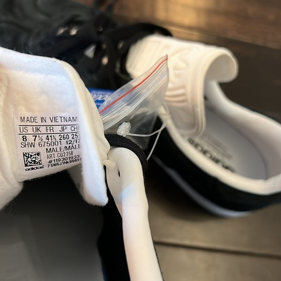 Adidas gazelle stitch and Turn black suede men’s 8 NWT - Picture 8 of 11